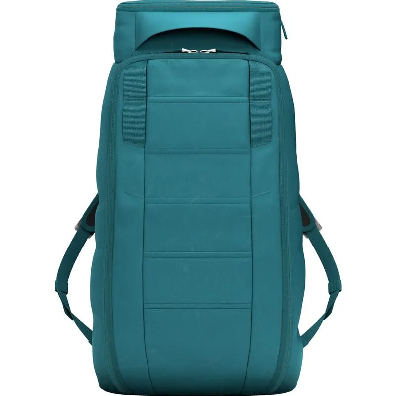 D_b_ Hugger Backpack 30L