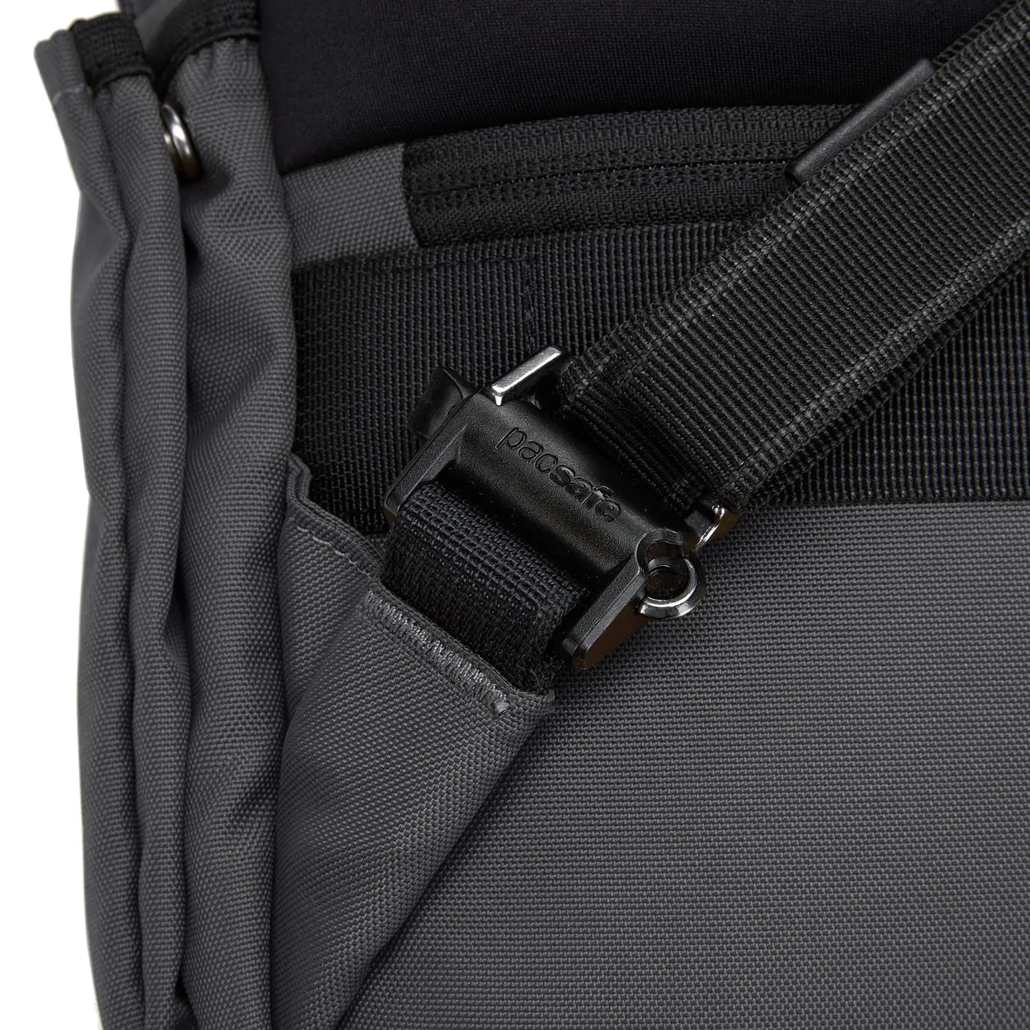 Metrosafe X 20L backpack