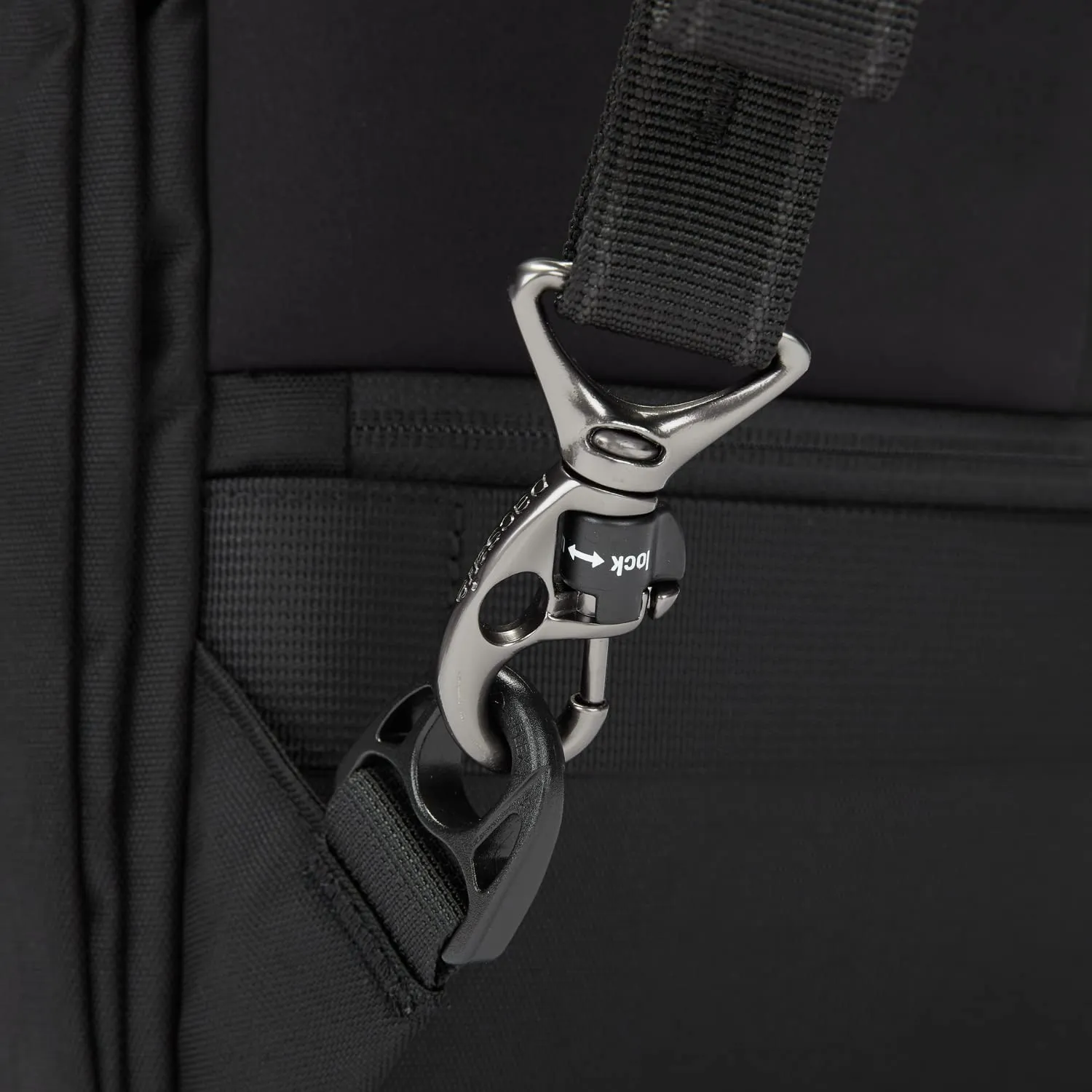 Metrosafe X 25L backpack