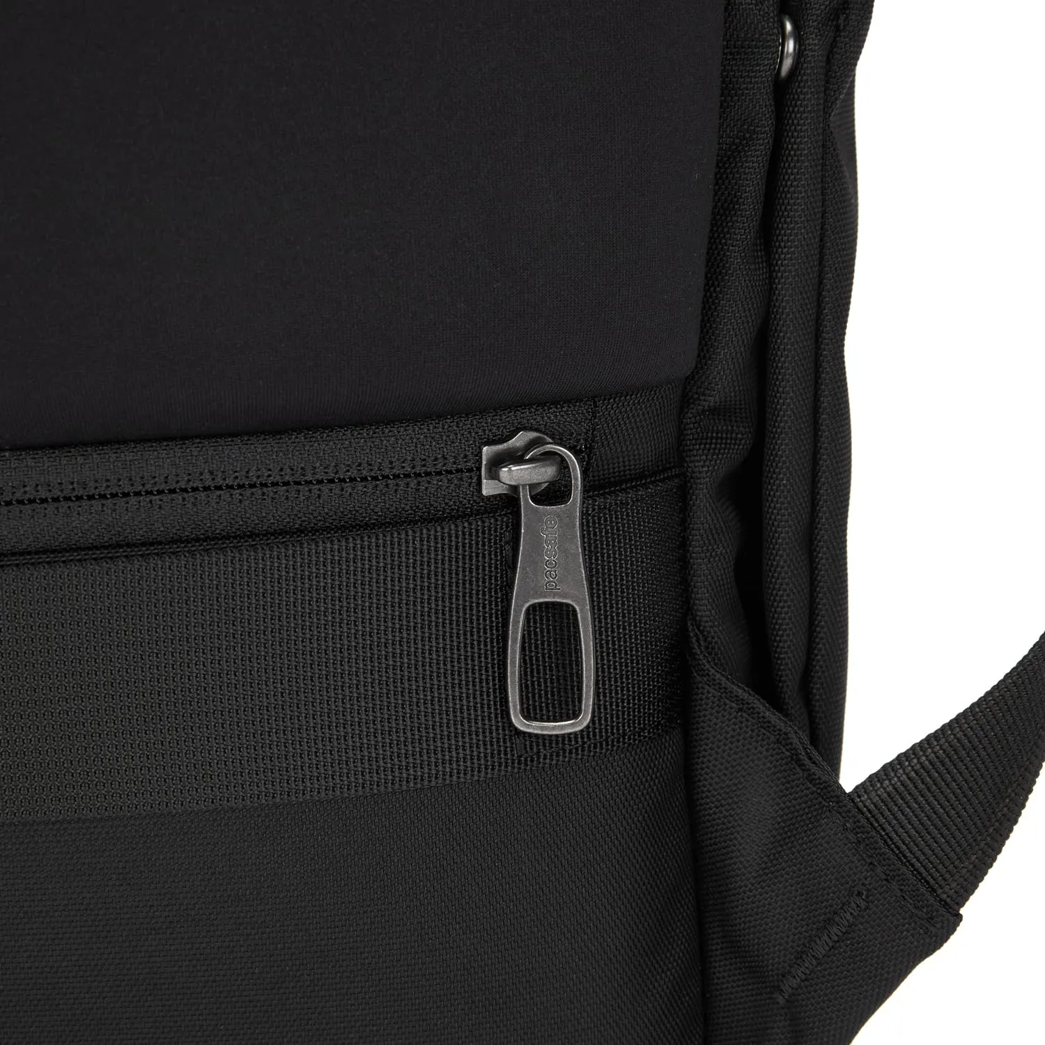 Metrosafe X 25L backpack
