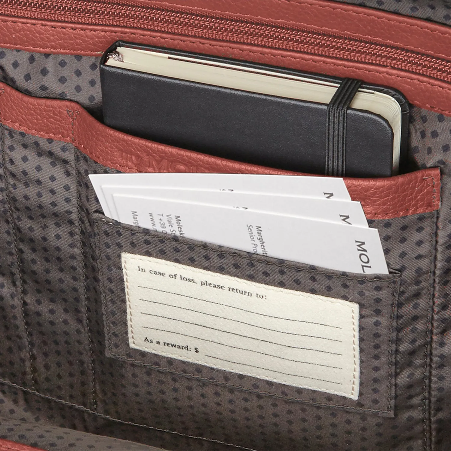 Moleskine Classic Leather Device Bag